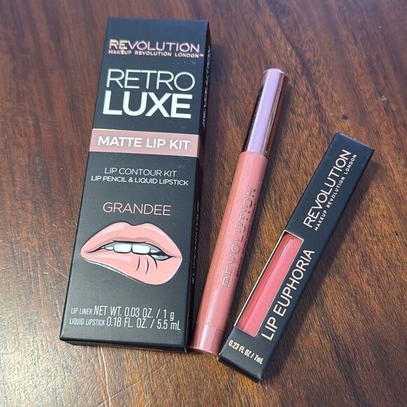 Revolution Retro Luxe Matte Lip Kit Liquid Lipstick & Pencil + 2 Extra - Picture 6 of 6
